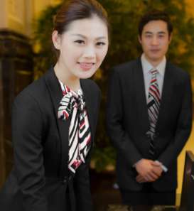 定做酒店工作服應該如何選擇?